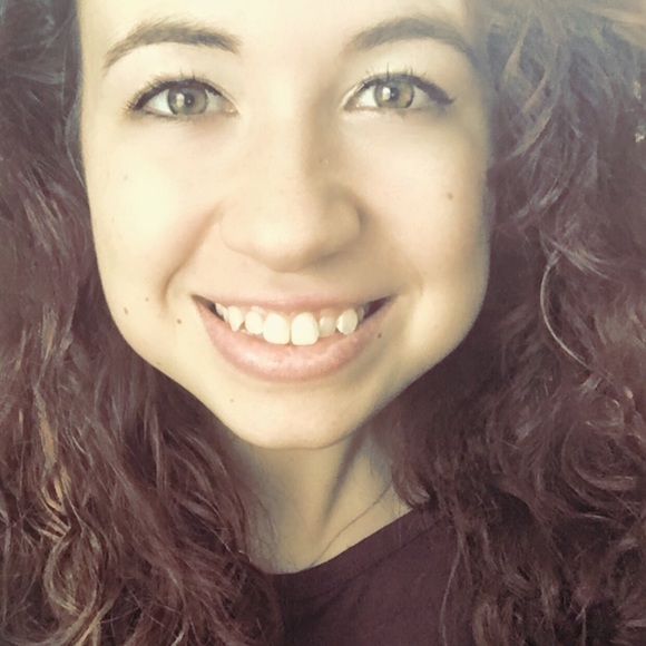 Meet your Posher, Michaela