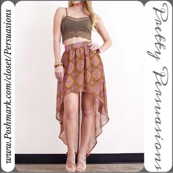 CLEARANCE‼️ NWT Olive Lace Trim Bralette Crop Top - Picture 2 of 4