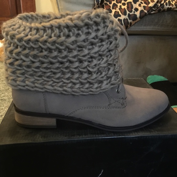 Supper Cute bootie !!! 😻😻😻