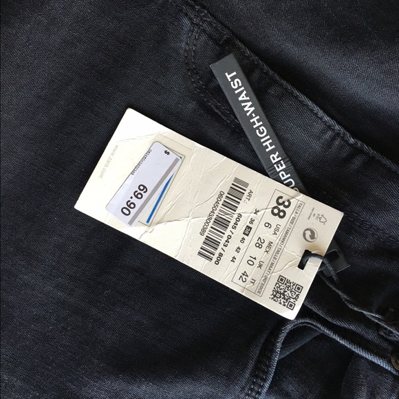 ZARA high waisted Jeans.