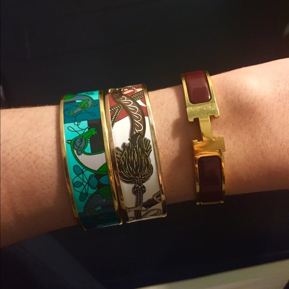 Sold!!! Hermes H bracelet