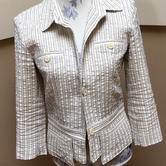 Robin Howe cropped jacket - Picture 3 of 3