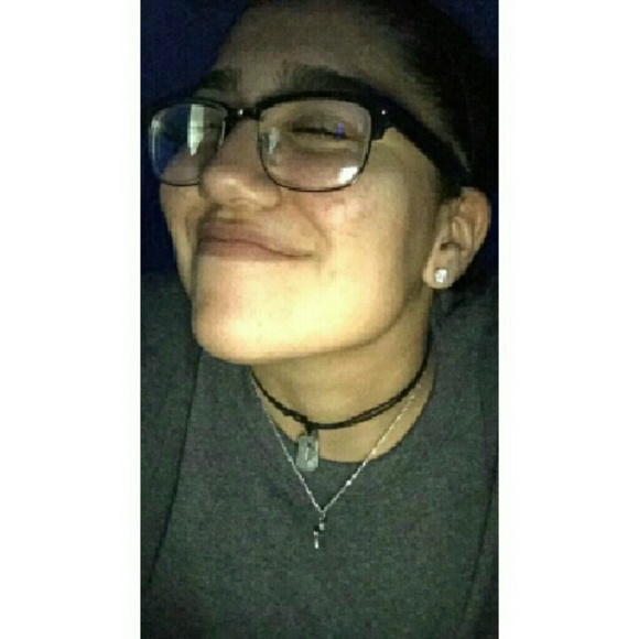 Meet your Posher, Angelina