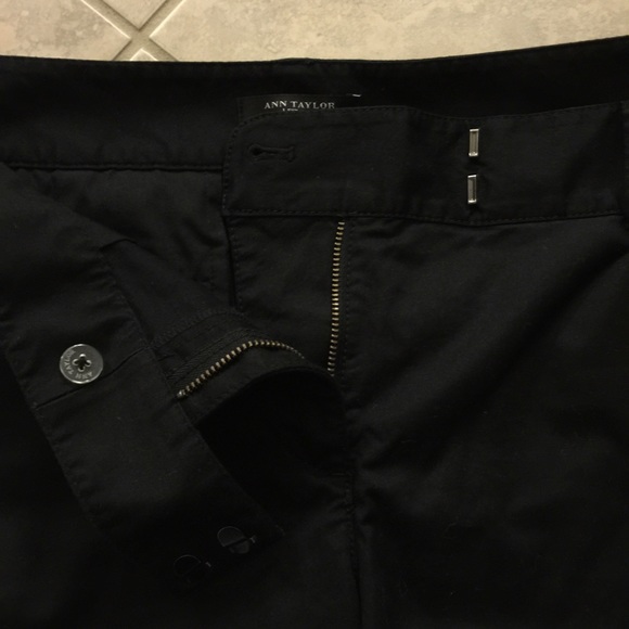 Ann Taylor Shorts - Picture 2 of 5
