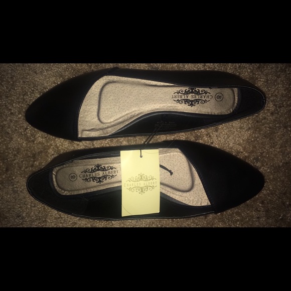 Charles Albert Pointed Flats