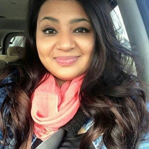 Meet your Posher, Myra