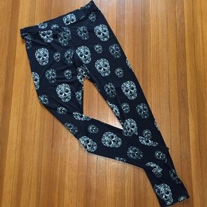 FINAL PRICE H&M Sugar Skull Leggings
