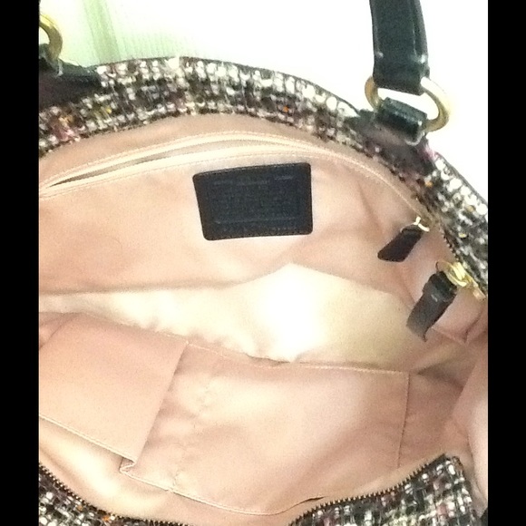 Authentic Coach handbag - Picture 4 of 4