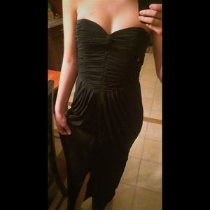VICKYTIEL black strapless prom dress from caché!