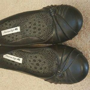 Leather American Eagle flats
