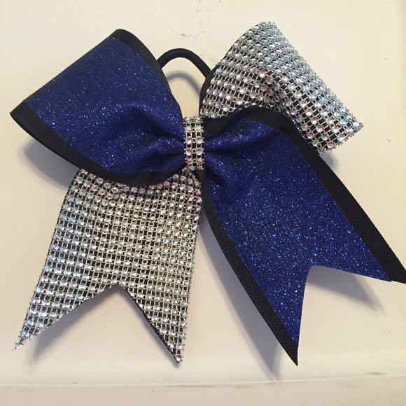 Blue Diamond Grid Bow