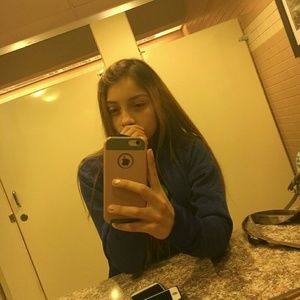 Meet your Posher, Estrella