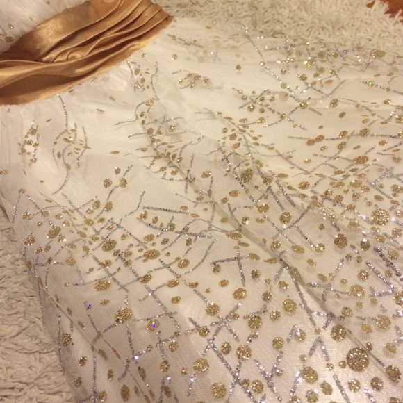 Knee length party dress - Picture 3 of 3