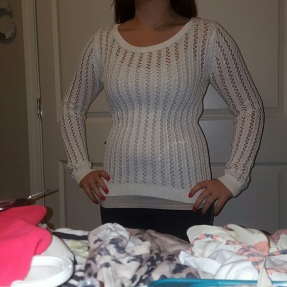 White sweater - Picture 1 of 1