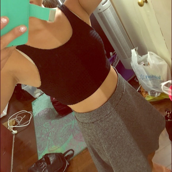 Black Express Crop Top