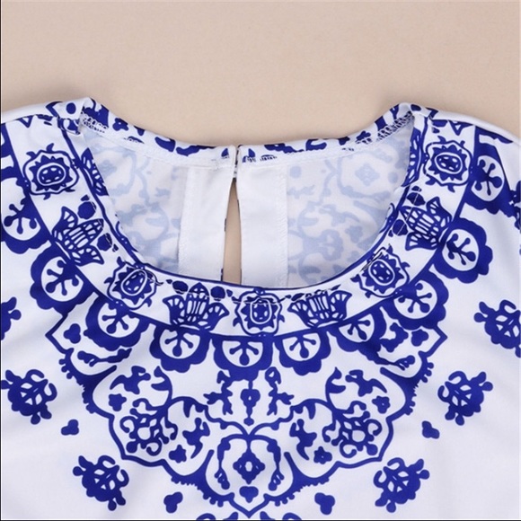 Pretty Print Dress - Picture 3 of 4