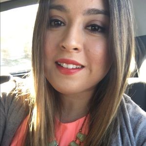 Meet your Posher, Jocelyn