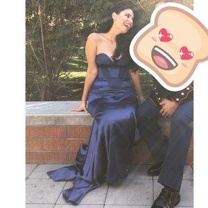Navy blue mermaid gown