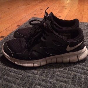 Nike free runs