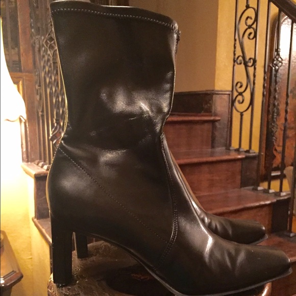 Gianni Bini Black Ankle Boots