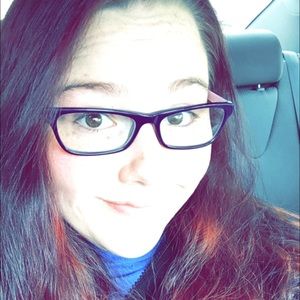 Meet your Posher, Devan