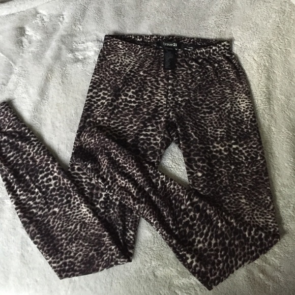Leopard leggings