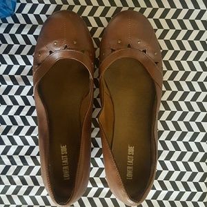 Brown short wedges