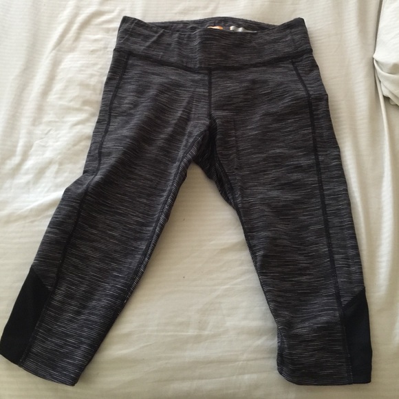 Lucy work out capris