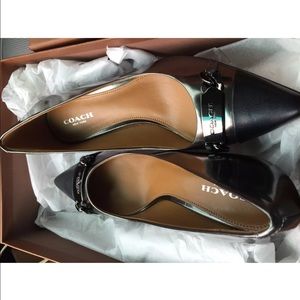 Coach pumps