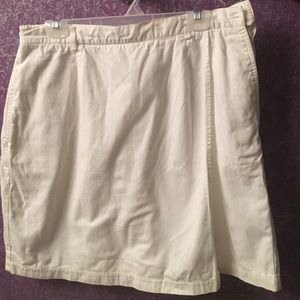 Land' End White Skort