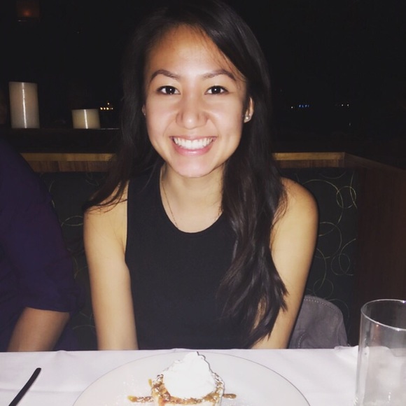 Meet your Posher, Debbie