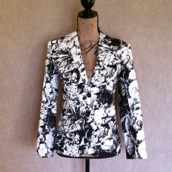 Statement blazer