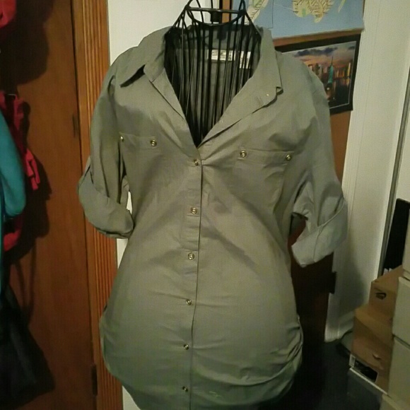 Button down long blouse - Picture 1 of 4