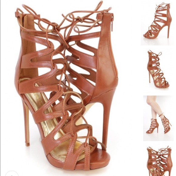 Heels - Picture 2 of 3