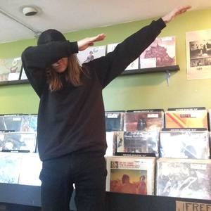 Meet your Posher, Quinn