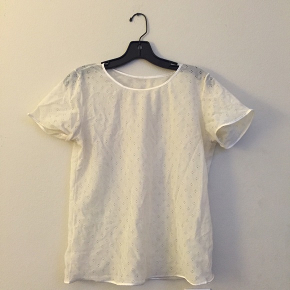 White eyelit top - Picture 1 of 2