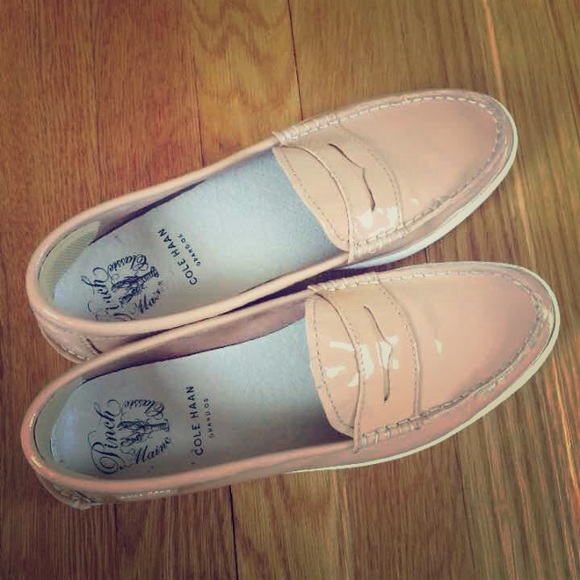Cole Haan Womans Loffers Patent Leather