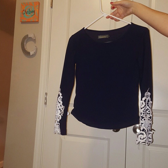 Navy top