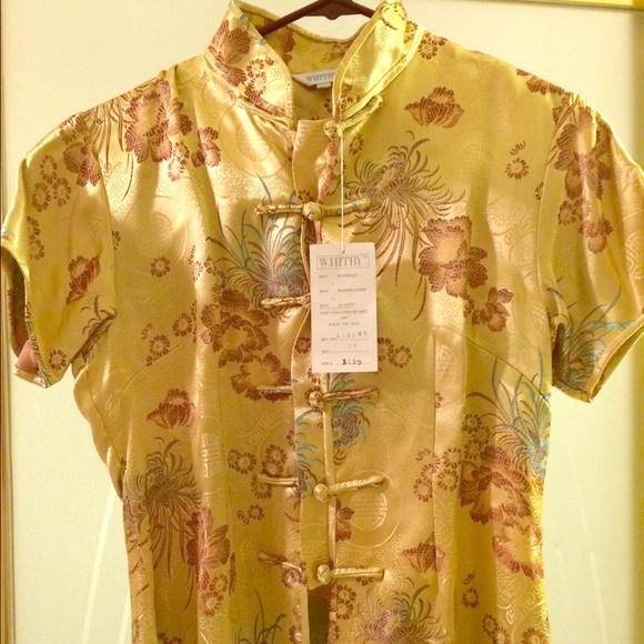 Chinese style blouse.
