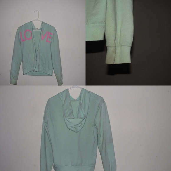 Mint Green Sweatshirt - "Love"