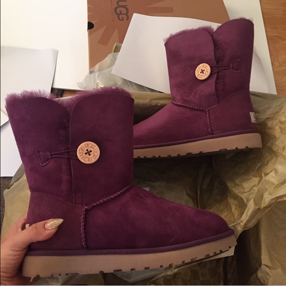 ugg bailey button aster ugg bailey button aster