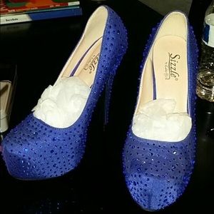Heels size 7 1/2