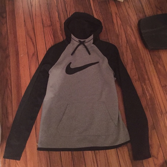 Nike Sweaters - Nike hoodie