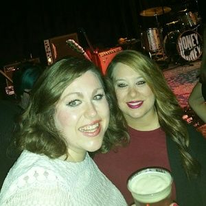 Meet your Posher, Manda