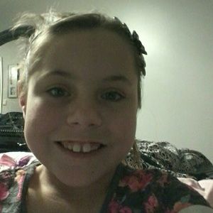 Meet your Posher, Ava