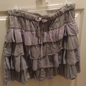 Old Navy ruffled gray skirt
