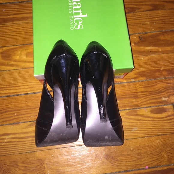 Sandals - Picture 3 of 3