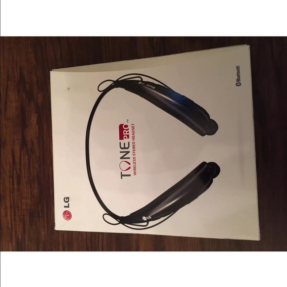 LG headphones