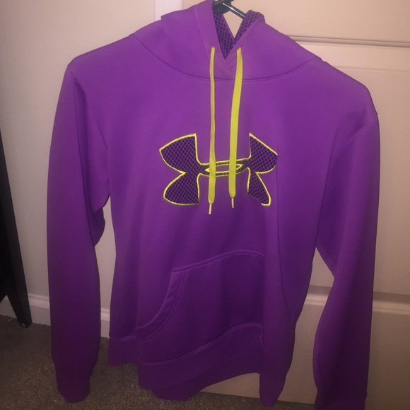 under armor sweatshirt