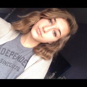 Meet your Posher, Alex